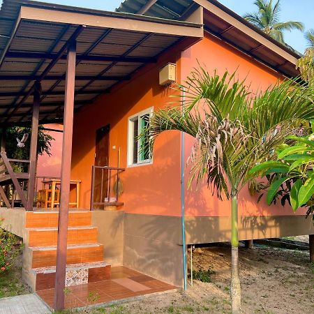 Pim Bungalow Mae Haad Exteriör bild