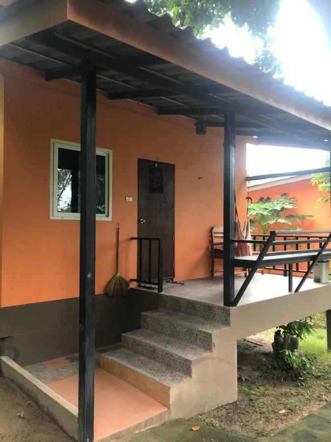 Pim Bungalow Mae Haad Exteriör bild